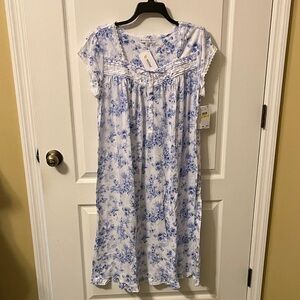 Eileen West Blue Floral Print Chemise